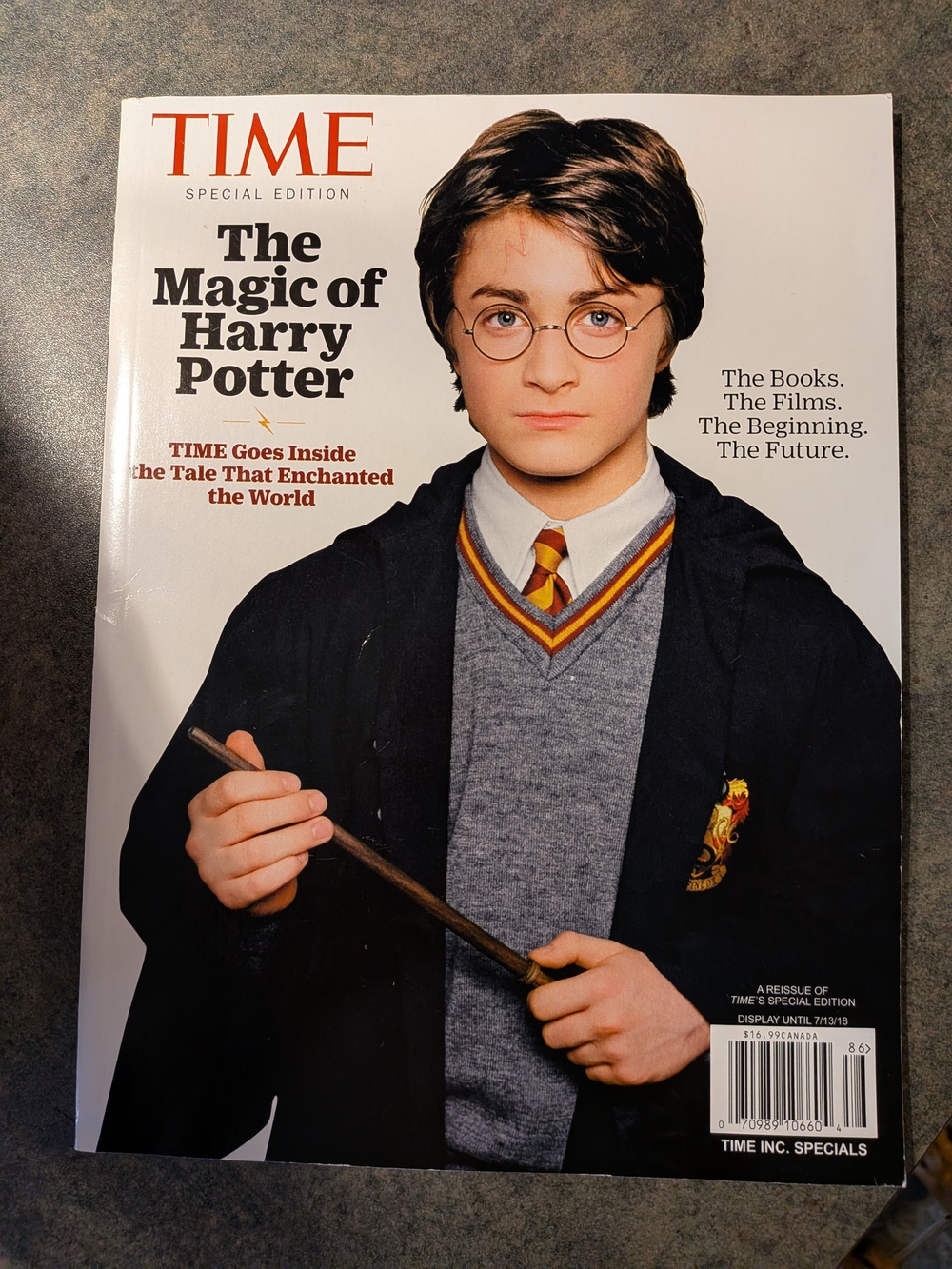 TIME Special Edition - The Magic of Harry Potter (White, Black, Gray, Red, Gold)